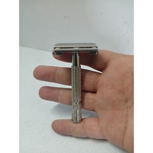 Vintage 1956 Gillette Flare Tip Super Speed Safety Razor B4